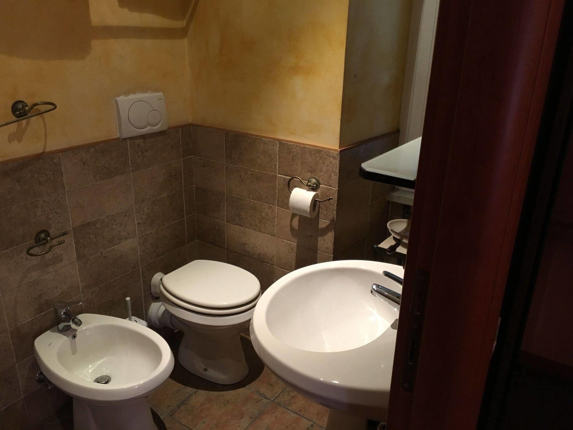 Momi Bed And Breakfast Rome Buitenkant foto